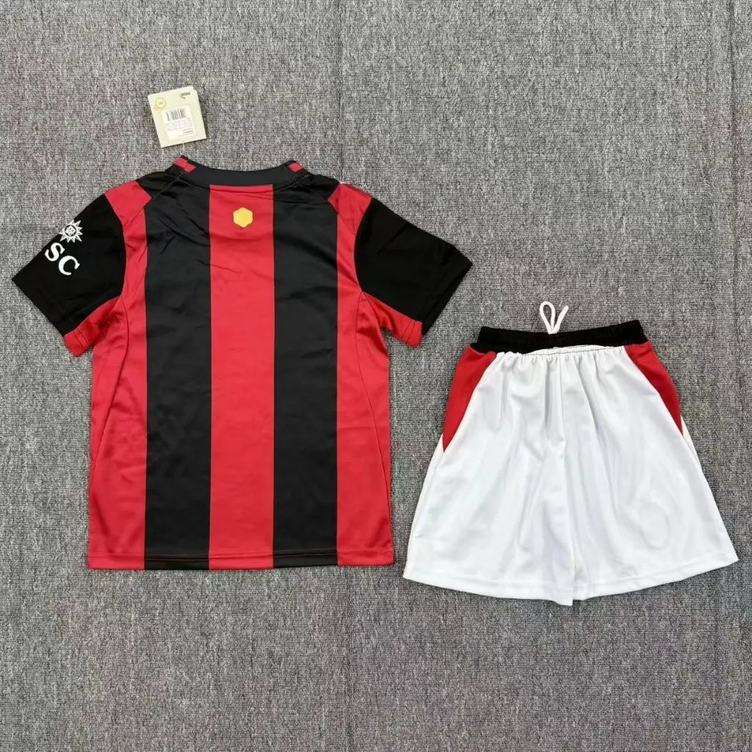 ACミラン キッズ ホームキット - ユニフォーム+ショートパンツ 2026/27