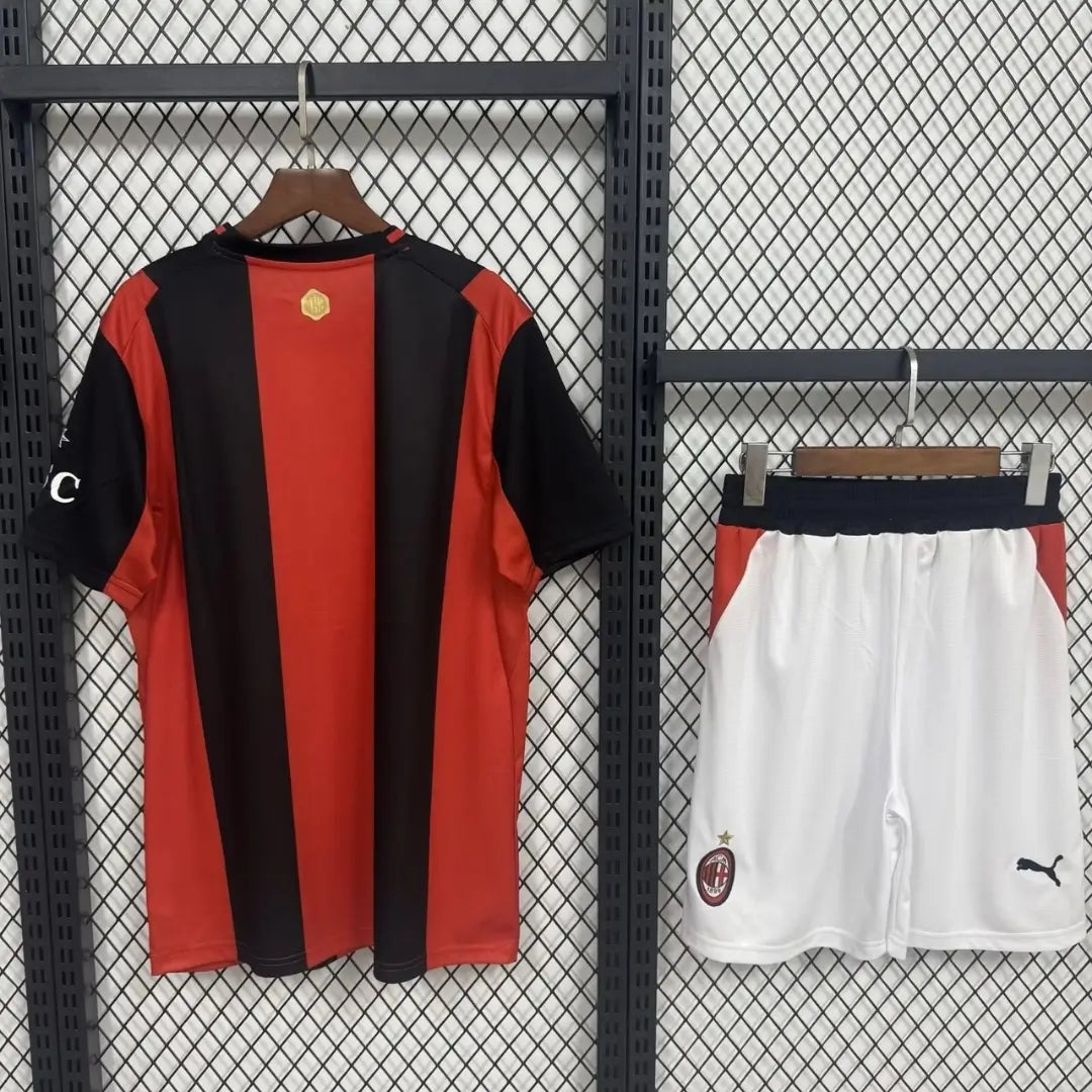 Ανδρική εμφάνιση AC Milan εντός έδρας 2026/27 - Φανέλα + Σορτς