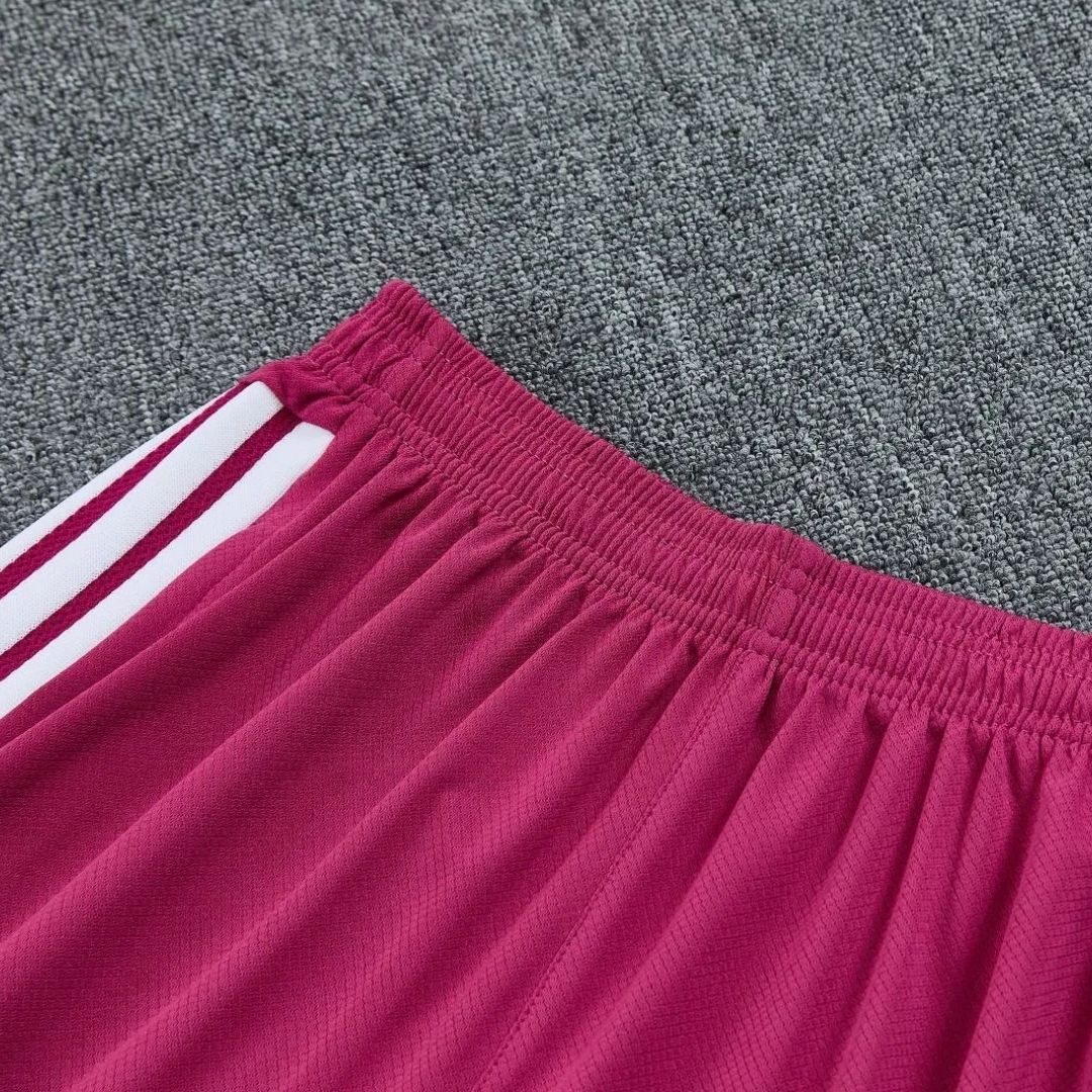 Real Madrid treningsdrakt - trøye + shorts 2026/27 beige