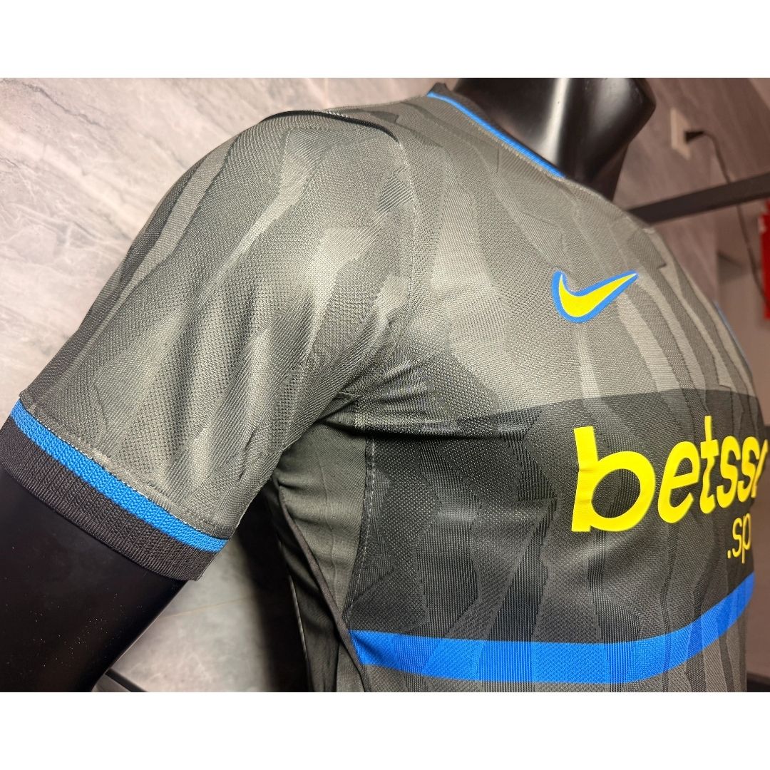 Επίσημη εμφάνιση ποδοσφαίρου Inter Milan 3η Away Player Version 2026/27