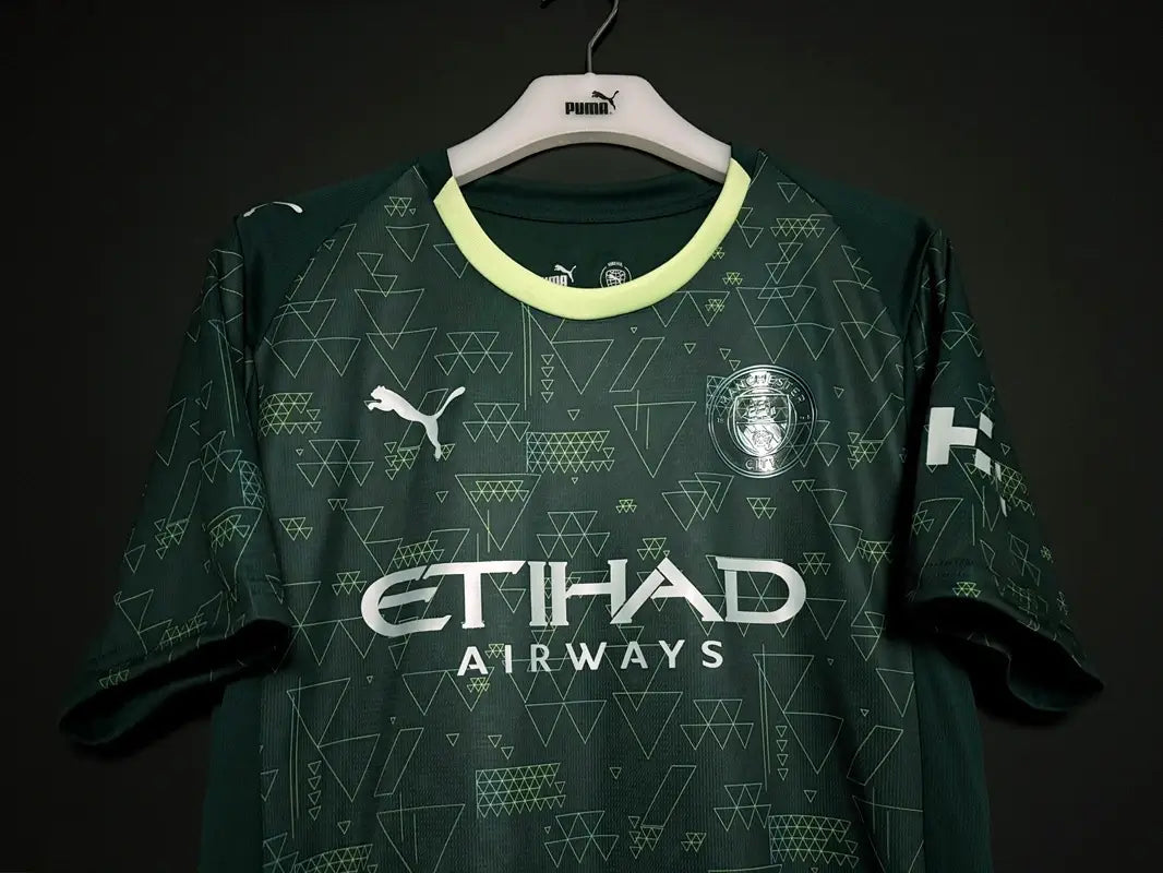 Cuarta equipación del Manchester City EA Sports 2025/26