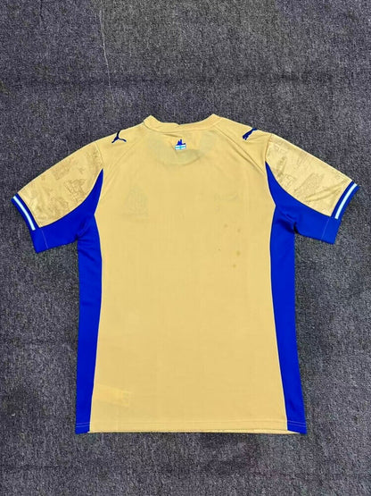 Quatrième maillot extérieur de Marseille 2025/26
