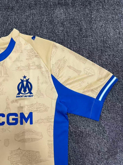 Quatrième maillot extérieur de Marseille 2025/26