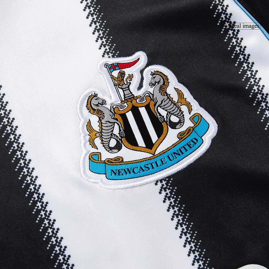 Newcastle United hjemmedrakt 2025/26 svart og hvit