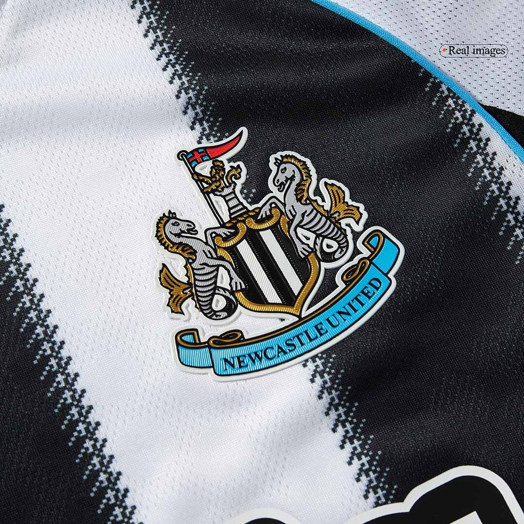 Επίσημη εμφάνιση εντός έδρας Newcastle United 2025/26 (Player Version) Ασπρόμαυρη