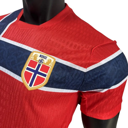 Maillot de football version joueur domicile Norvège Coupe du Monde 2026