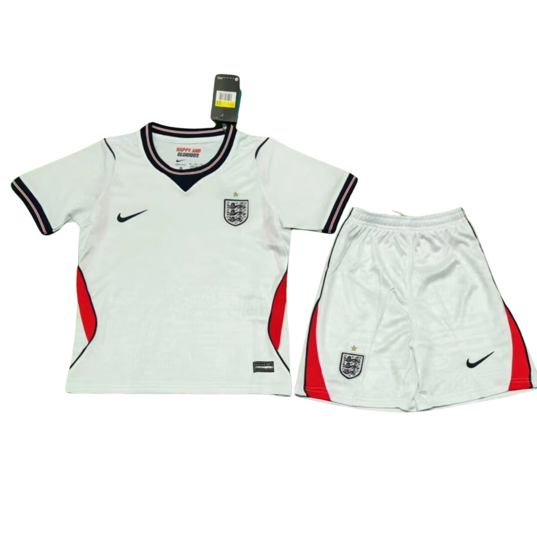 イングランド代表 キッズ ホームユニフォームキット（シャツ＋パンツ） 2026ワールドカップ