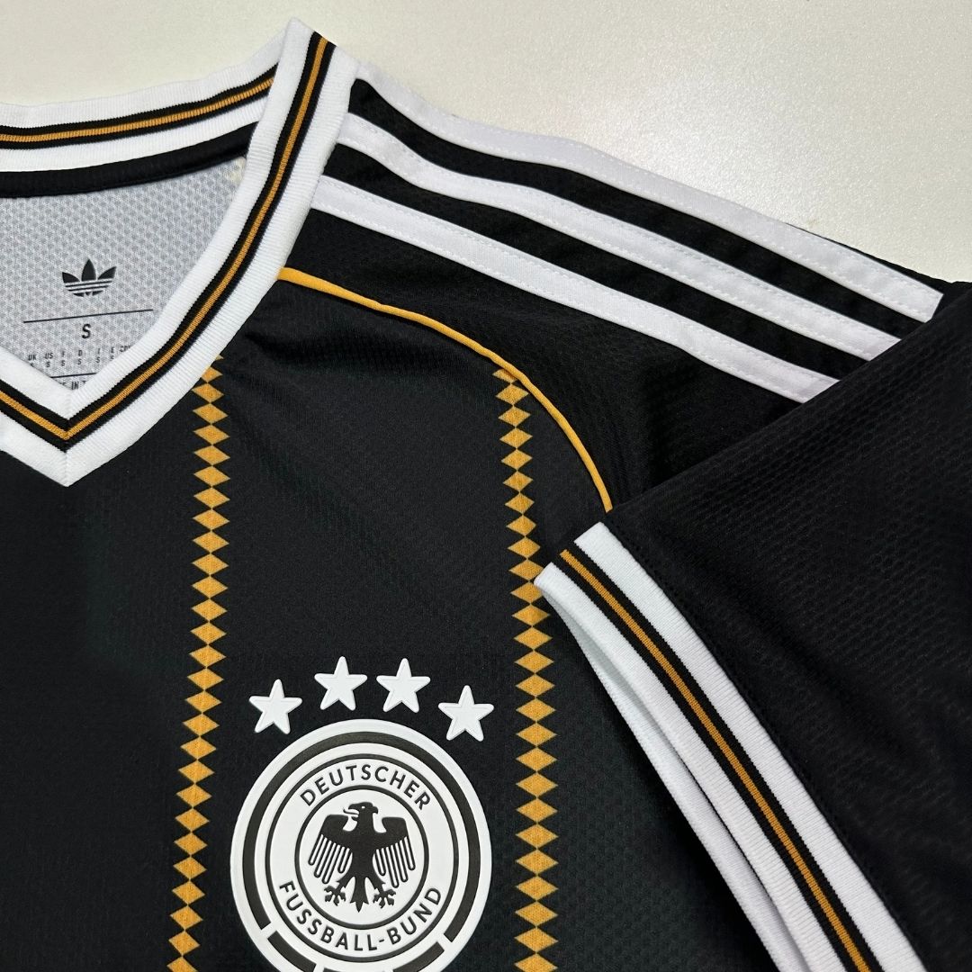 サッカードイツ代表 2026 サードユニフォーム