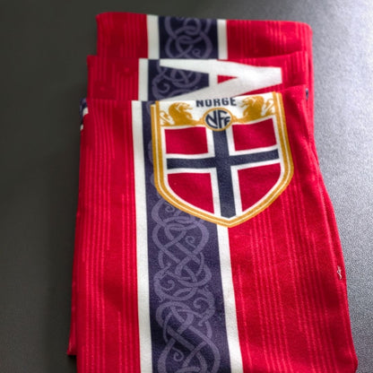 Noorse sjaal rood
