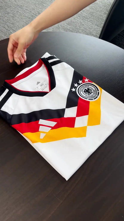 Maillot domicile de football KIMMICH n°6, version joueur Allemagne, Coupe du Monde 2026