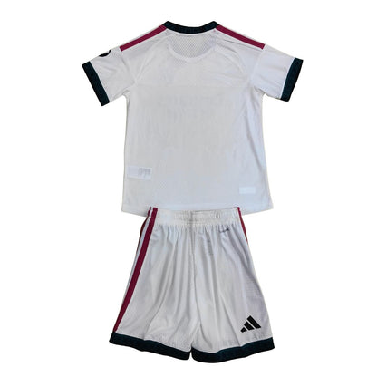 Real Madrid Thuistenue voor kinderen - Spelersversie - Shirt+Short 2026/27