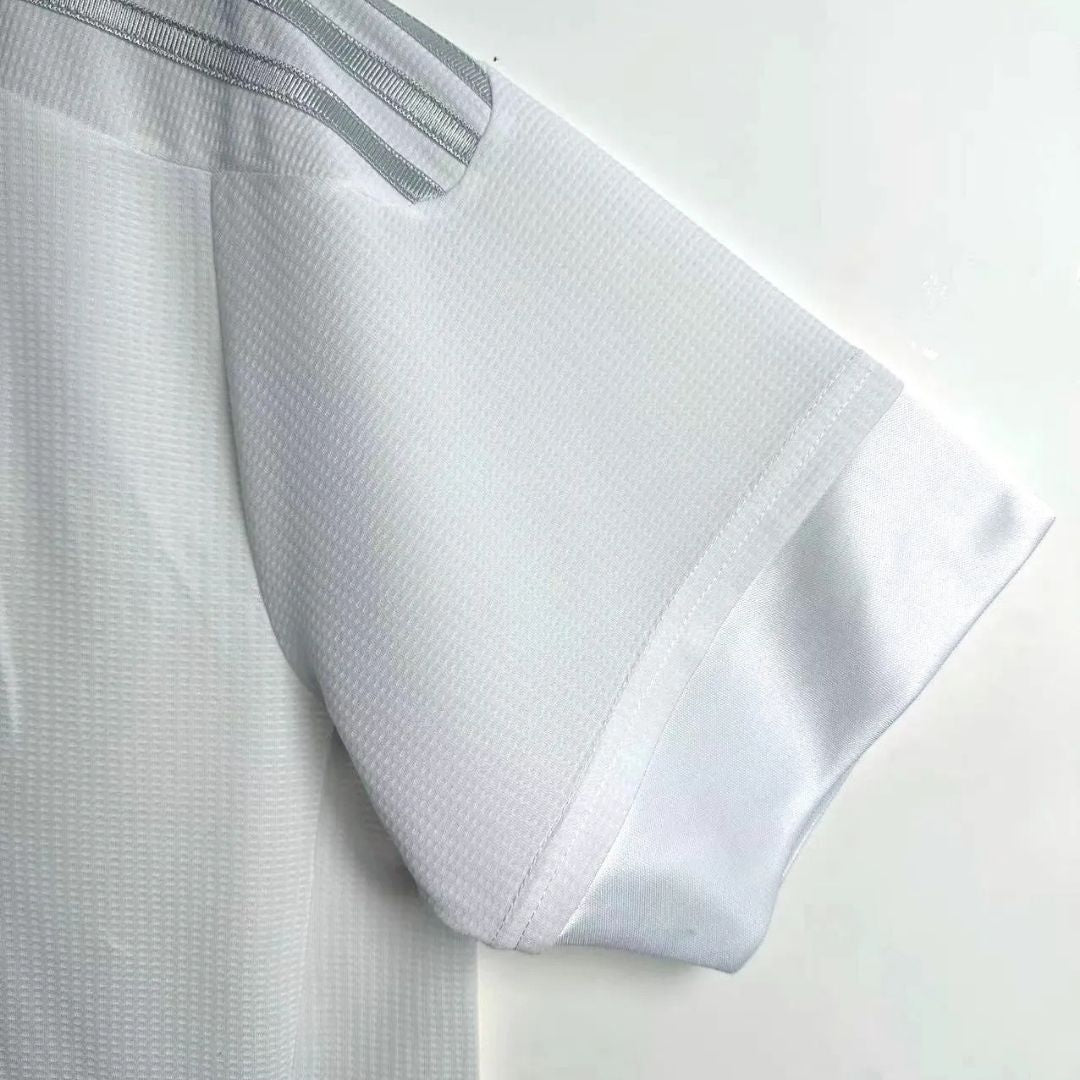 Los Blancos 2015/16 retro hjemmedrakt i fotball unerquicklich