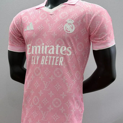 Real Madrid x LV Fußballtrikot 2026/27 Spielerversion Pink