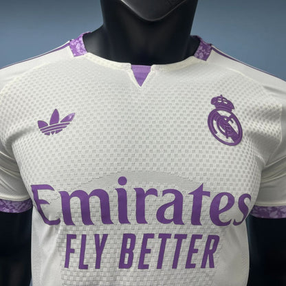 Real Madrid spillerversjon fotballdrakt 2026/27 lilla