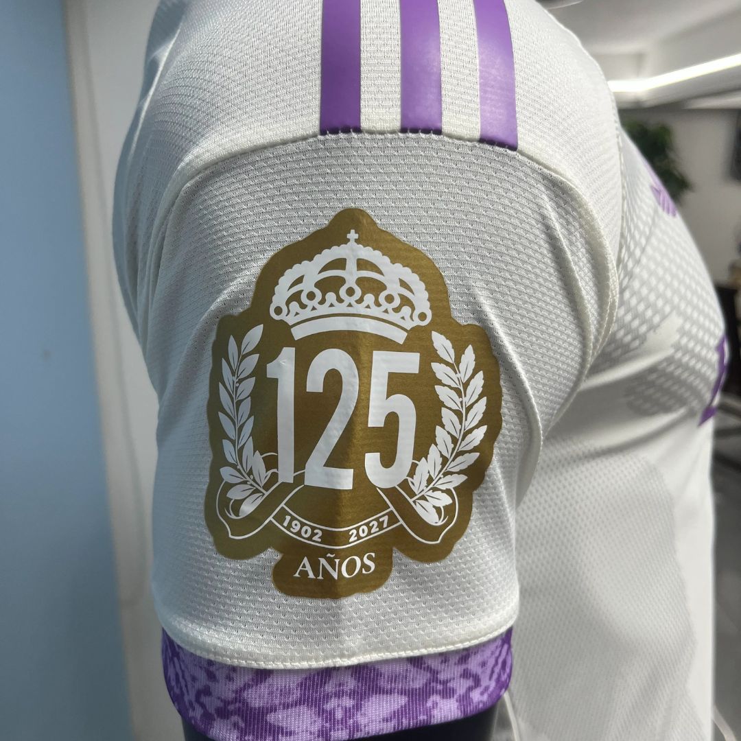 Real Madrid spillerversjon fotballdrakt 2026/27 lilla